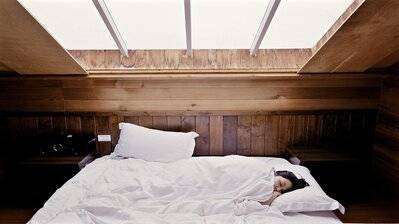 Benefits of Sleeping on Bamboo Compared to Silk