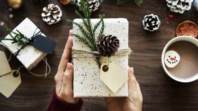 Here’s a Holiday Gift for Mom that Keeps on Giving